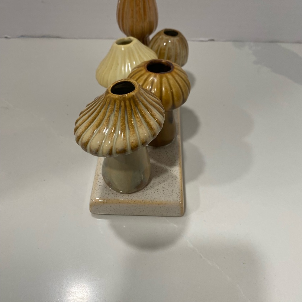 Creative Co-Op Stoneware Drip Glaze Mushroom Multi Vase Set 5 Vases 7 1/2”Lx4”H - Picture 3 of 5